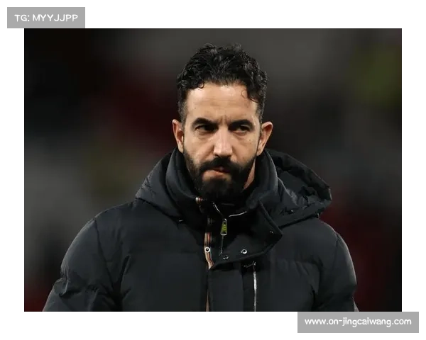 曼联锋线效率低下问题暴露，战术调整迫在眉睫